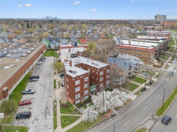 Listing Image #2 - Others for sale at 14174 Superior Road, Cleveland Heights OH 44118