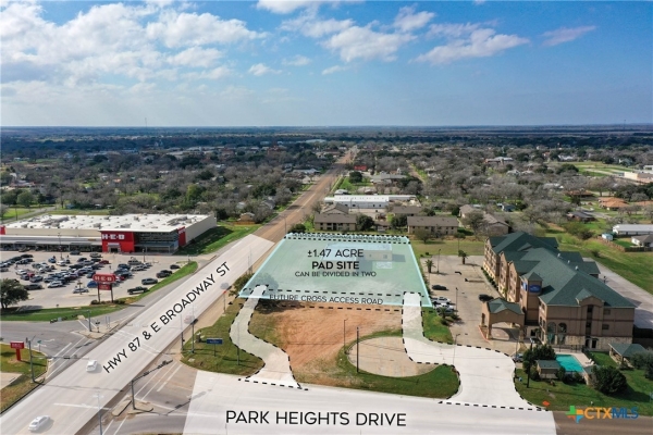 Listing Image #3 - Others for sale at 806 E Broadway Street, Cuero TX 77954