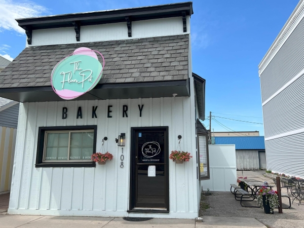 Listing Image #2 - Retail for sale at 108 River Street, Elk Rapids MI 49629