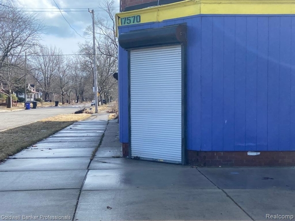 Listing Image #2 - Others for sale at 17556 CHESTER ST, Detroit MI 48224