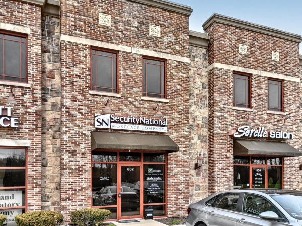 Listing Image #1 - Office for sale at 802 West Bartlett Road, Bartlett IL 60103