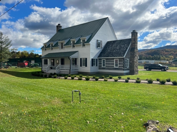 Listing Image #2 - Others for sale at 38496 E Midland Trl, Caldwell WV 24925