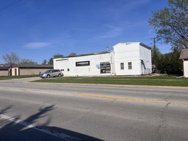 Listing Image #2 - Retail for sale at 538 S Railroad Avenue, Paxton IL 60957