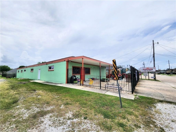 Listing Image #2 - Others for sale at 120 E Street, Belle Chasse LA 70037