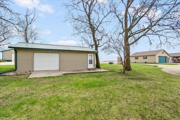 Listing Image #3 - Others for sale at 1734 Outer Road, Oelwein IA 50662