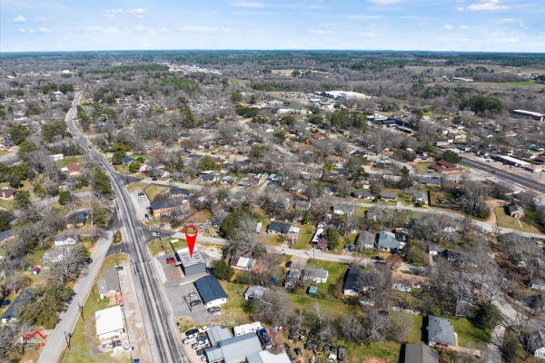 Listing Image #3 - Others for sale at 1503 Jacksonville Dr., Henderson TX 75654