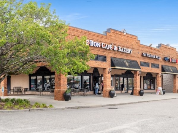 Listing Image #3 - Retail for sale at 9616 North Kings Highway Galleria Shopping Center, Myrtle Beach SC 29572