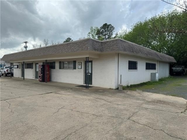 Listing Image #1 - Others for sale at 200 SOUTH Drive, Natchitoches LA 71457