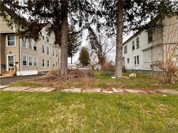 Listing Image #1 - Land for sale at 1154 Webster Avenue, Utica NY 13501