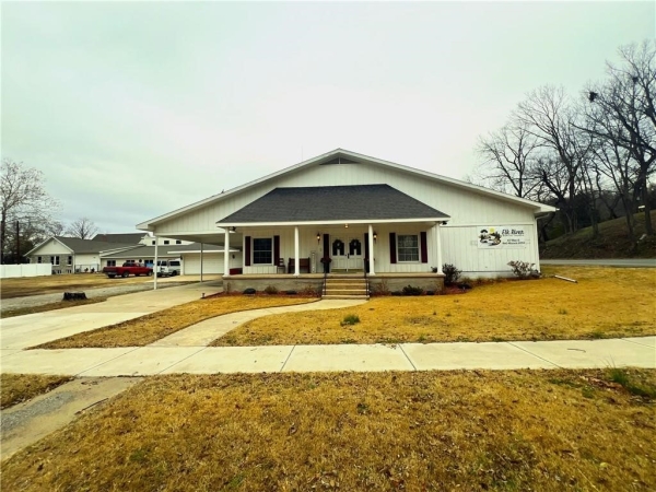 Listing Image #1 - Others for sale at 417 Main Street, Noel MO 64854