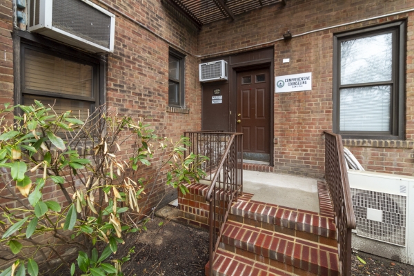 Listing Image #2 - Others for sale at 98-120 Queens Bloulevard, #1G, Rego Park NY 11374