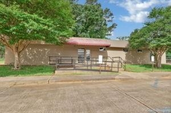 Listing Image #1 - Industrial for sale at 108 N Louisiana Street, Plain Dealing LA 71064