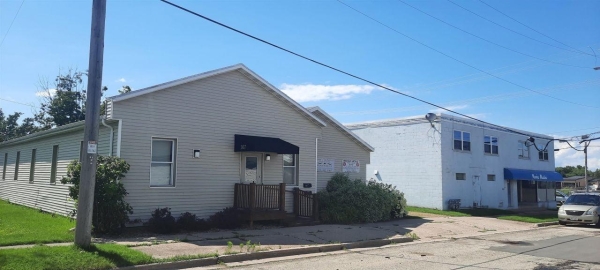 Listing Image #2 - Retail for sale at 307 SMITH Street, NEW LONDON WI 54961