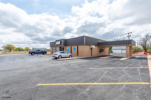 Listing Image #3 - Industrial for sale at 1917 S 20th Street, Abilene TX 79602