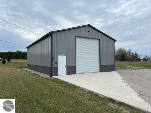 Listing Image #1 - Others for sale at 2790 Lynx Lane, Kingsley MI 49649
