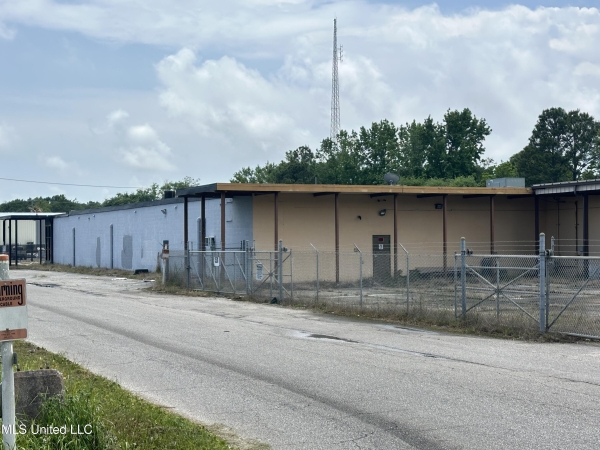 Listing Image #2 - Industrial for sale at 2909 26th Avenue, Gulfport MS 39501