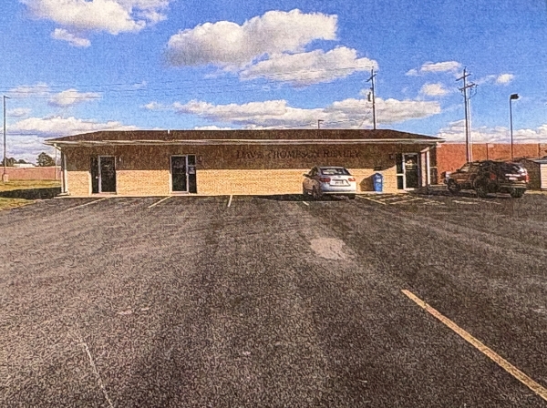 Listing Image #1 - Office for sale at 1305 N Carbon St, Marion IL 62959