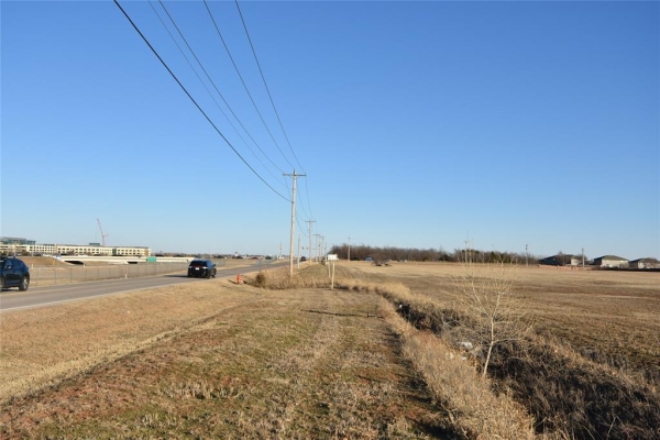 Listing Image #1 - Others for sale at 8140 W Memorial Road, Oklahoma City OK 73129