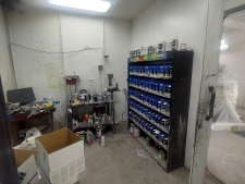 Listing Image #2 - Retail for sale at 215 Lamberton St, New Haven CT 06519