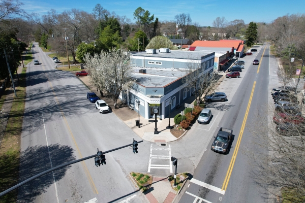 Listing Image #1 - Office for sale at 201 Gordon Street, Chickamauga GA 30707