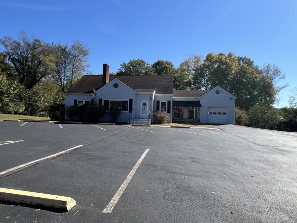 Listing Image #2 - Office for sale at 422 W Race St, Kingston TN 37763
