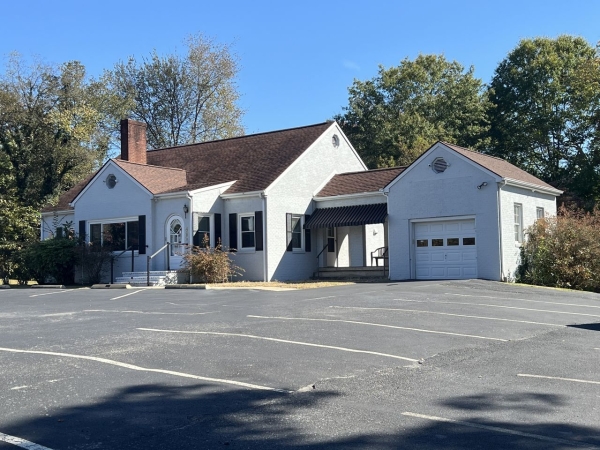 Listing Image #3 - Office for sale at 422 W Race St, Kingston TN 37763