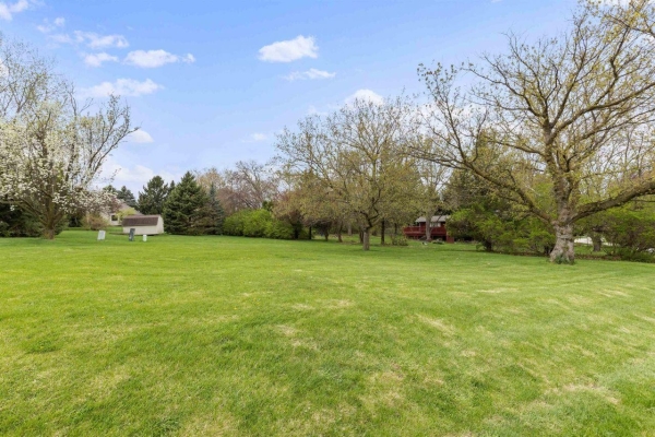 Listing Image #2 - Others for sale at 111 Brandywine Drive, POPLAR GROVE IL 61008