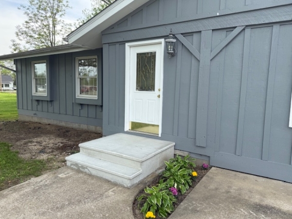 Listing Image #2 - Office for sale at 301 S Pershing St, Energy IL 62933