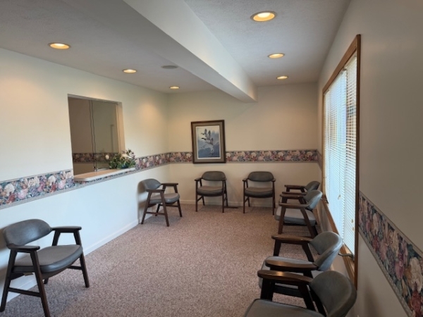 Listing Image #3 - Office for sale at 301 S Pershing St, Energy IL 62933