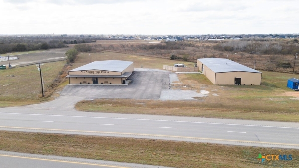 Listing Image #2 - Others for sale at 13955 US Highway 77, Victoria TX 77904