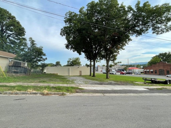 Listing Image #2 - Others for sale at 207 Glenwood Avenue, DALTON GA 30721