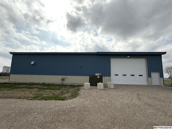 Listing Image #2 - Industrial for sale at 3415 9th SW, Mason City IA 50401