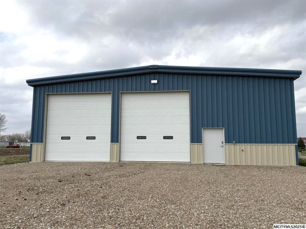 Listing Image #3 - Industrial for sale at 3415 9th SW, Mason City IA 50401