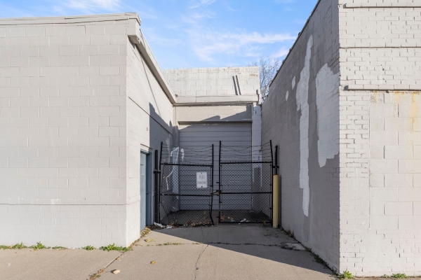 Listing Image #2 - Others for sale at 12357 E 8 Mile Road, Warren MI 48089