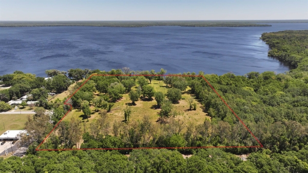 Listing Image #3 - Land for sale at 2570 S Highway 17, Crescent City FL 32112