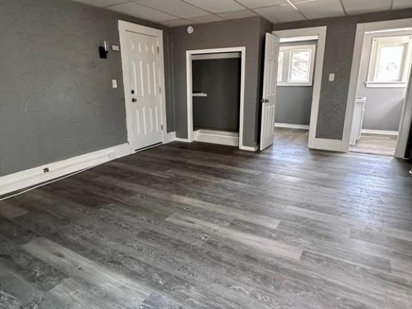 Listing Image #3 - Multi-family for sale at 128 Mill St, Springfield MA 01108