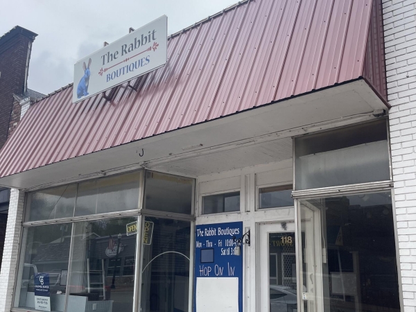 Listing Image #1 - Retail for sale at 120 E Bridge Street, Plainwell MI 49080