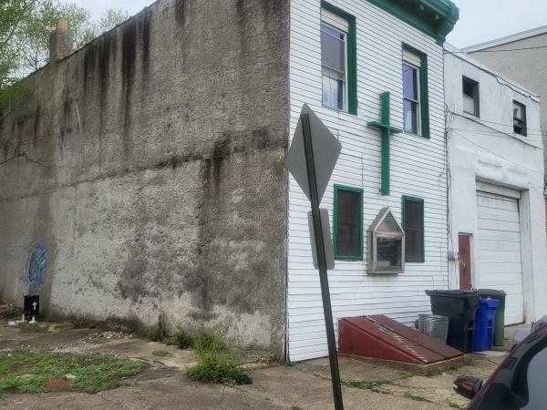 Listing Image #3 - Multi-Use for sale at 712 S 3rd St, Camden NJ 08103