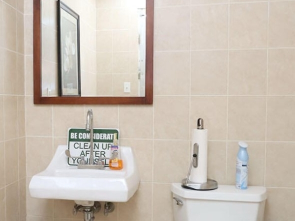 Listing Image #3 - Office for sale at 188 Van Buren St, Staten Island NY 10301