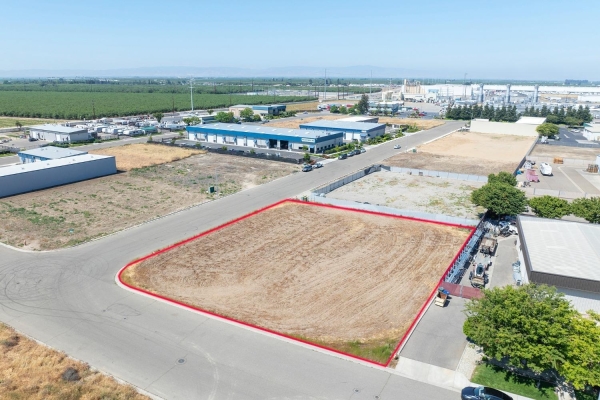 Listing Image #3 - Land for sale at 1111 Premier Drive, Ceres CA 95307
