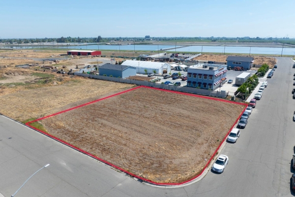 Listing Image #2 - Land for sale at 1179 Marchy Lane, Ceres CA 95307