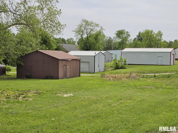 Listing Image #1 - Others for sale at 314 S Fifth Street, Mt Vernon IL 62864