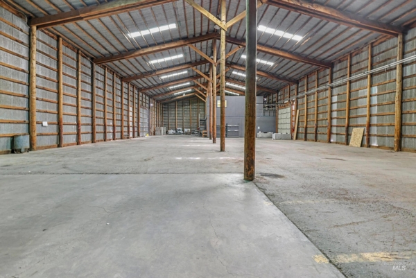 Listing Image #3 - Industrial for sale at 321 N Main Street, Kimberly ID 83341