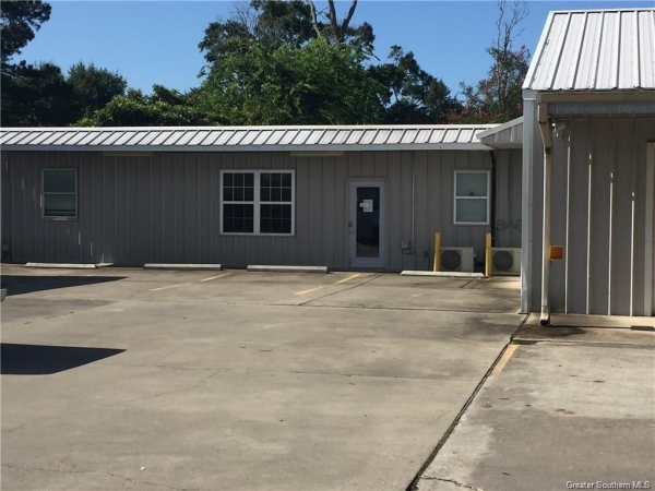 Listing Image #2 - Others for sale at 4953 4957 Big Lake Road, Lake Charles LA 70605