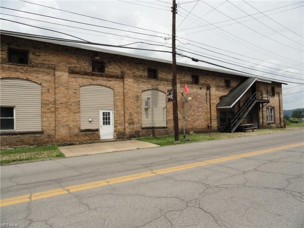 Listing Image #2 - Industrial for sale at 901 Carolina Ave., Chester WV 26034