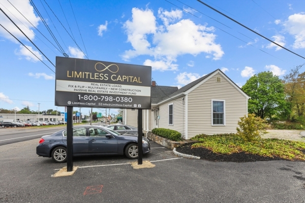 Listing Image #2 - Others for sale at 208 Taunton Ave, Seekonk MA 02771