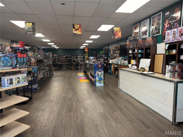 Listing Image #3 - Retail for sale at 118 W Main Street, Greenville IL 62246