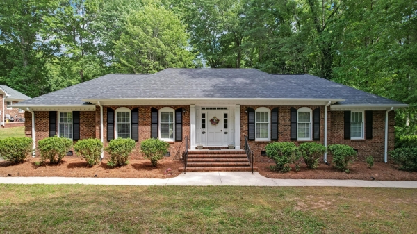 Listing Image #1 - Multi-family for sale at 503 & 505 Pennrington Circle, Reidsville NC 27320