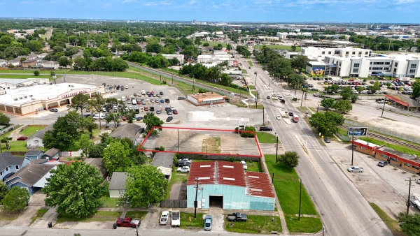 Listing Image #2 - Land for sale at 2002 Broadway Street, Houston TX 77012