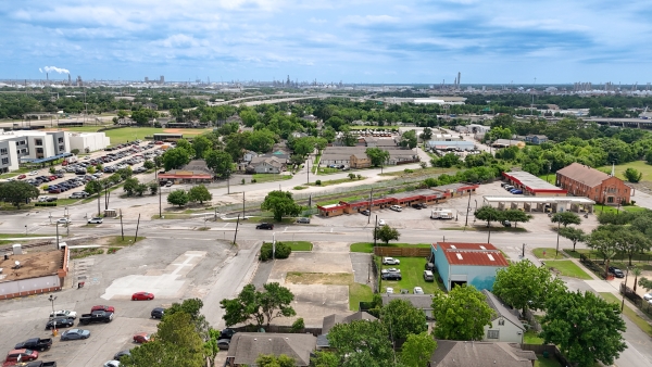 Listing Image #3 - Land for sale at 2002 Broadway Street, Houston TX 77012